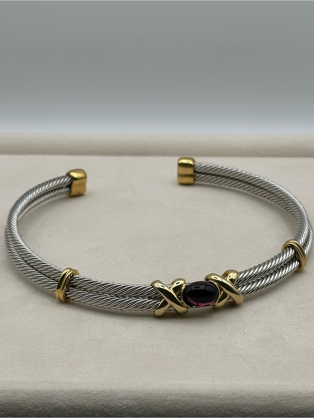 Two-Tone Silver Gold Rope Twist Collar Necklace Black Oval Stone Statement